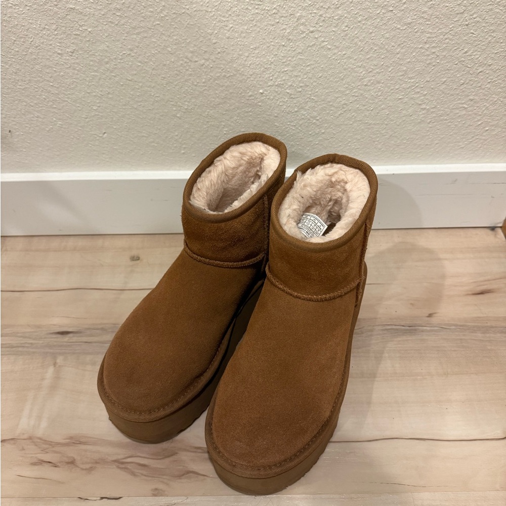 UGG Mini Platform Boots